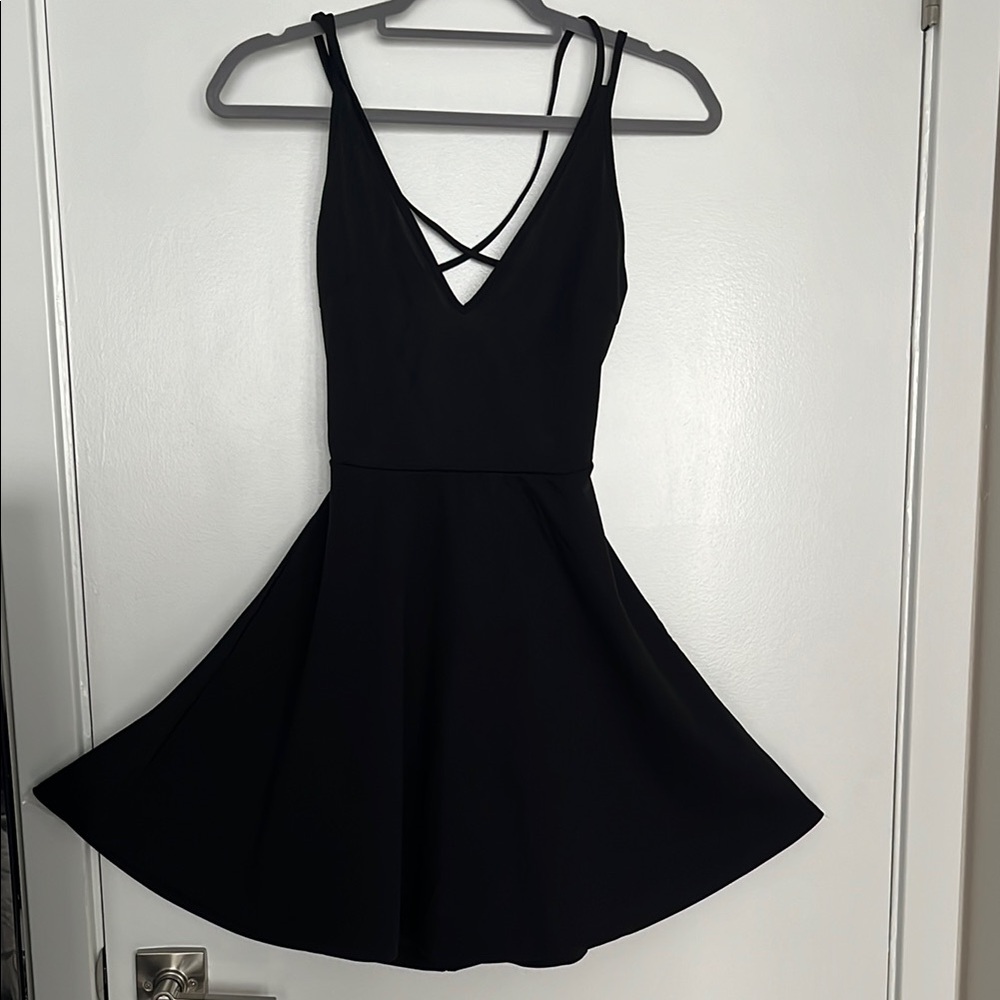 Elegant Black Sleeveless Dress
